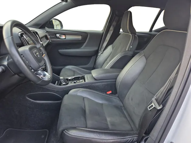 Volvo XC40 T4 AWD R-Design Geartronic