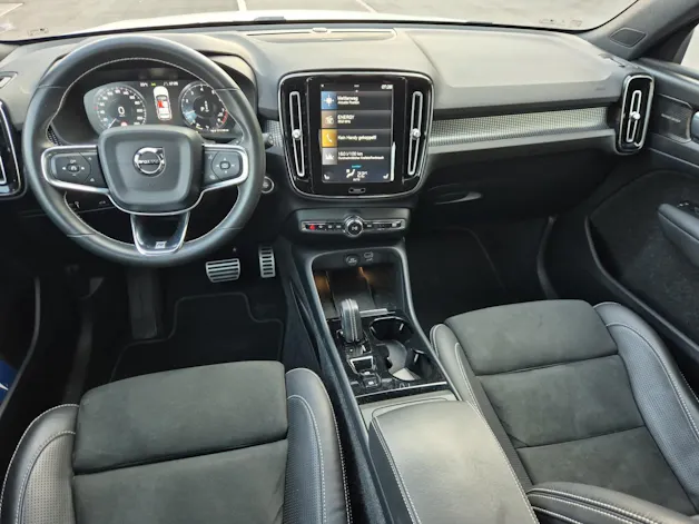 Volvo XC40 T4 AWD R-Design Geartronic