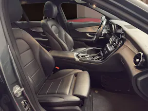 MERCEDES-BENZ C 180 AMG Line 9G-Tronic