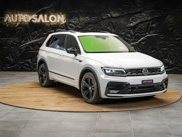 VW Tiguan 2.0TSI Highline R-Line 4Motion DSG *Panorama*Head-Up*Abstandsregler*