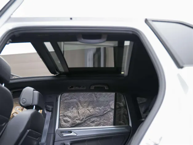 VW Tiguan 2.0TSI Highline R-Line 4Motion DSG *Panorama*Head-Up*Abstandsregler*