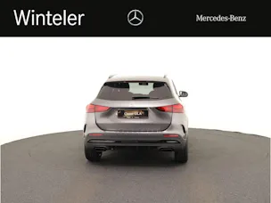 MERCEDES-BENZ GLA 200 Night Star 7G-D