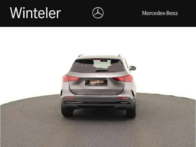 Mercedes-Benz GLA 200 Night Star 7G-D