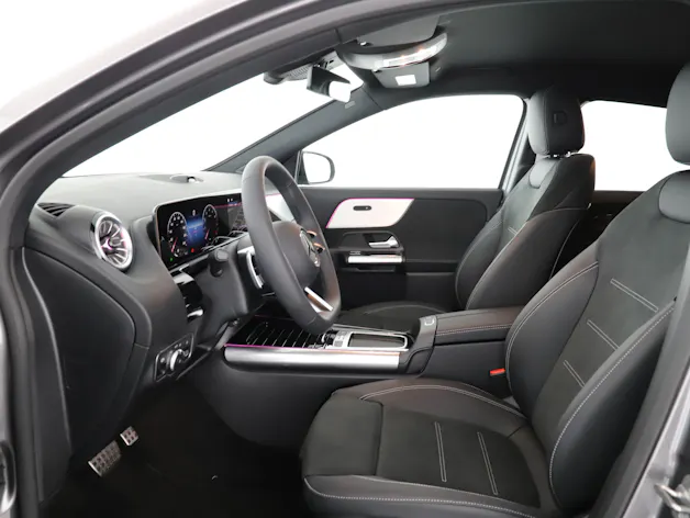 Mercedes-Benz GLA 200 Night Star 7G-D
