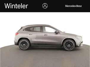 MERCEDES-BENZ GLA 200 Night Star 7G-D