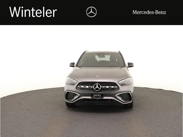 Mercedes-Benz GLA 200 Night Star 7G-D