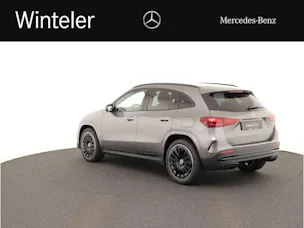 MERCEDES-BENZ GLA 200 Night Star 7G-D
