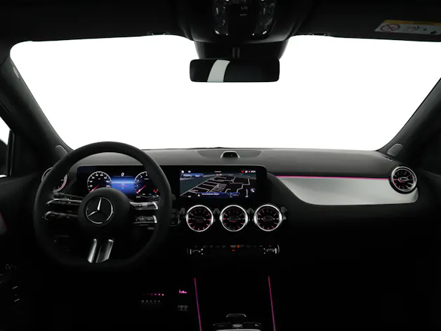 Mercedes-Benz GLA 200 Night Star 7G-D