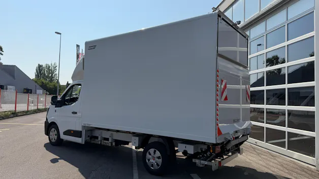 Renault Master RedEdition Koffer/Hebebühne