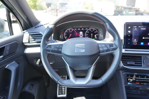 SEAT Tarraco 2.0TSI FR 4Drive DSG 7-PLÄTZER!!!