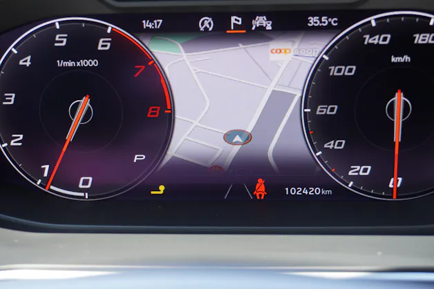 SEAT Tarraco 2.0TSI FR 4Drive DSG 7-PLÄTZER!!!