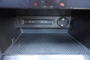 SEAT Tarraco 2.0TSI FR 4Drive DSG 7-PLÄTZER!!!