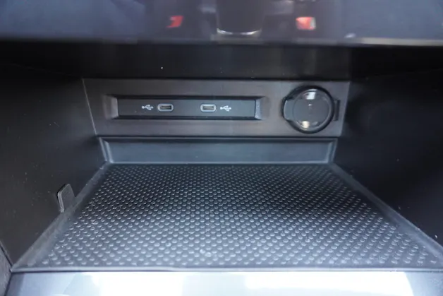 SEAT Tarraco 2.0TSI FR 4Drive DSG 7-PLÄTZER!!!