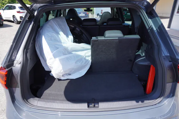 SEAT Tarraco 2.0TSI FR 4Drive DSG 7-PLÄTZER!!!