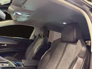 PEUGEOT 5008 1.2 Pure Tech Allure EAT