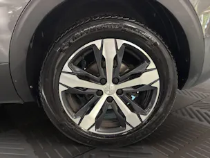 PEUGEOT 5008 1.2 Pure Tech Allure EAT