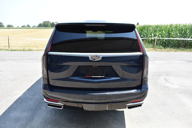 Cadillac Escalade Premium Luxury ESV