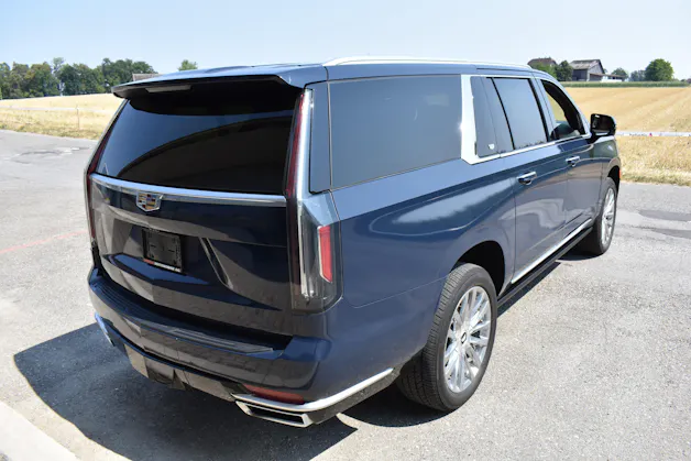 Cadillac Escalade Premium Luxury ESV