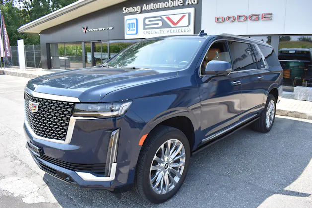 Cadillac Escalade Premium Luxury ESV