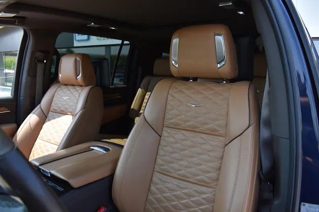 Cadillac Escalade Premium Luxury ESV