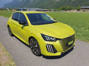 Peugeot 208 1.2 Hybrid Style