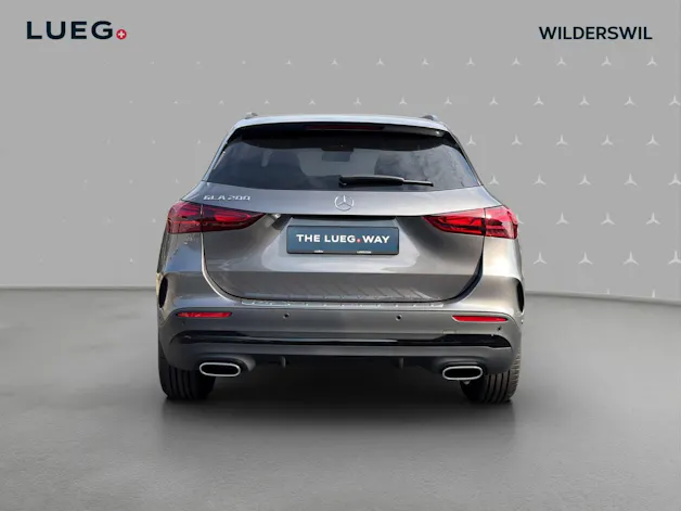Mercedes-Benz GLA 200 Night Star 7G-DCT