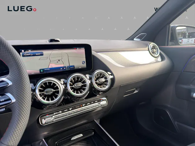Mercedes-Benz GLA 200 Night Star 7G-DCT