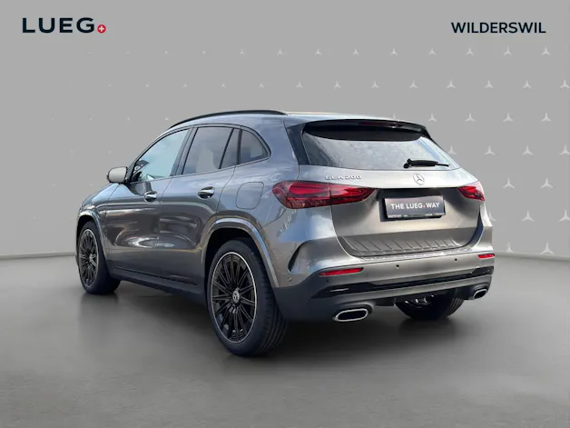 Mercedes-Benz GLA 200 Night Star 7G-DCT