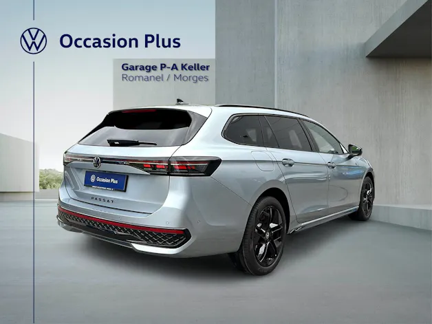 VW Passat Variant R-Line Hybride 1.5TSI 272CH DSG