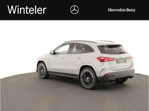 MERCEDES-BENZ GLA 200 Night Star 7G-D