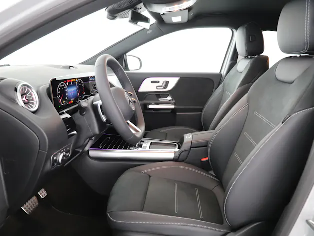 Mercedes-Benz GLA 200 Night Star 7G-D