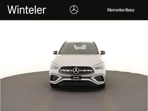 MERCEDES-BENZ GLA 200 Night Star 7G-D