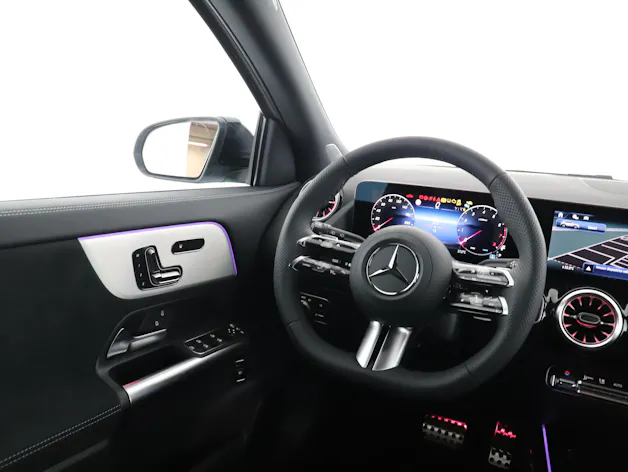 Mercedes-Benz GLA 200 Night Star 7G-D