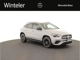 MERCEDES-BENZ GLA 200 Night Star 7G-D