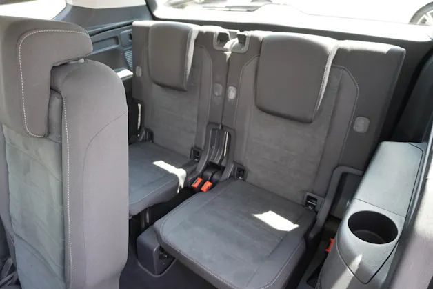 VW Touran 1.5 TSI EVO Highline DSG 7-PLÄTZER R-LINE!!!