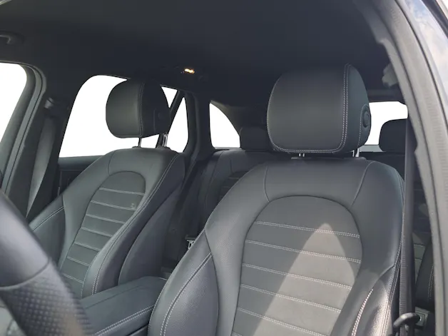 Mercedes-Benz GLC 300 AMG Line 4Matic 9G-Tronic