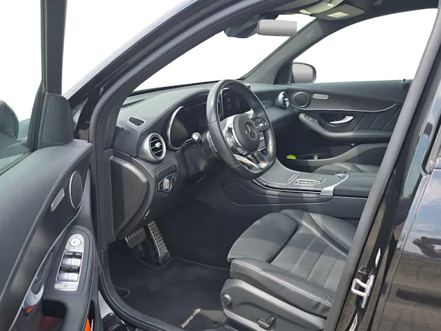 Mercedes-Benz GLC 300 AMG Line 4Matic 9G-Tronic