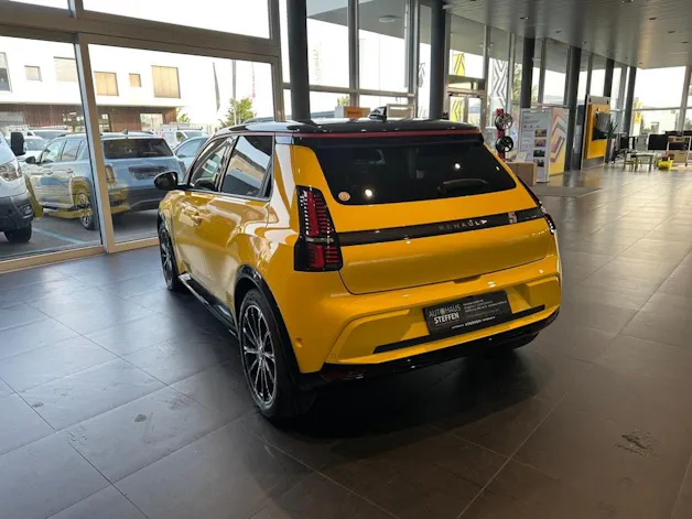 Renault R5 E-Tech Comfort Range 52 kWh Iconic Five