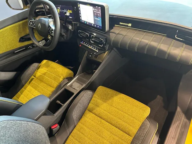 Renault R5 E-Tech Comfort Range 52 kWh Iconic Five