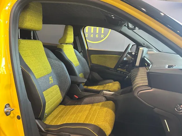 Renault R5 E-Tech Comfort Range 52 kWh Iconic Five