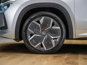 SKODA Kodiaq 2.0 TDI Sportline 4x4 *Matrix LED*Anhängerkupplung*