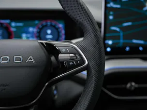 SKODA Kodiaq 2.0 TDI Sportline 4x4 *Matrix LED*Anhängerkupplung*