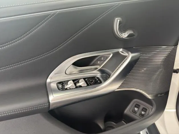 MERCEDES-BENZ GLC 400 4MATIC 94 kWh EQ
