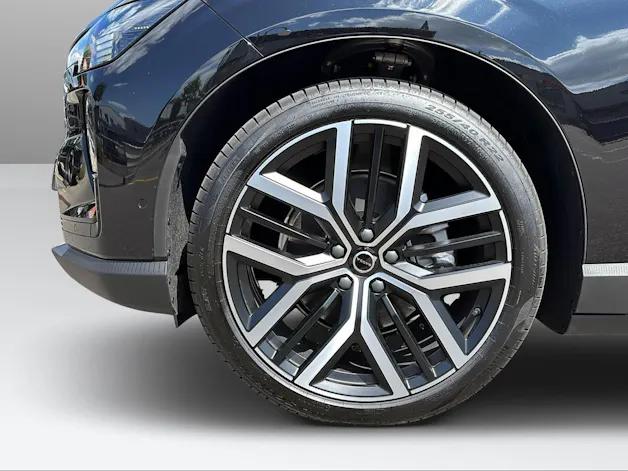 VOLVO EX60 P10 AWD Ultra