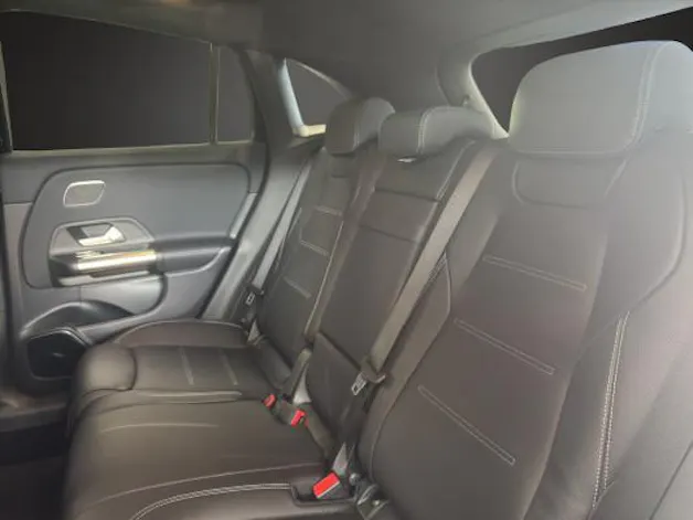 MERCEDES-BENZ GLA 250 4Matic Swiss Star