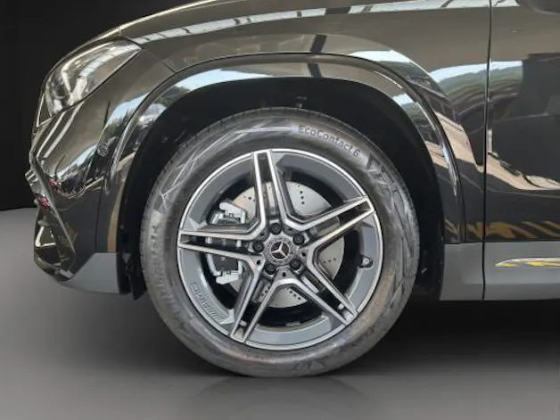 MERCEDES-BENZ GLA 250 4Matic Swiss Star