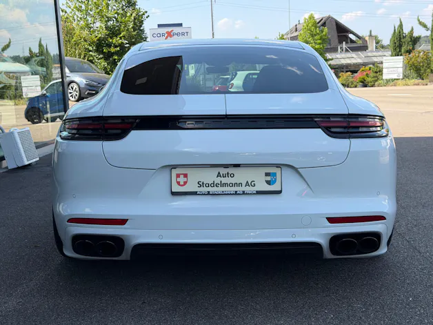 Porsche Panamera 4.0 V8 Turbo