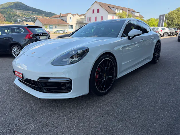 Porsche Panamera 4.0 V8 Turbo