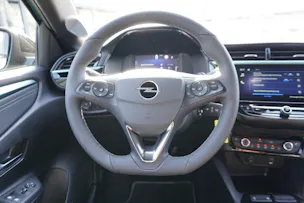 Opel Corsa 1.2 MHEV Sporthilfe