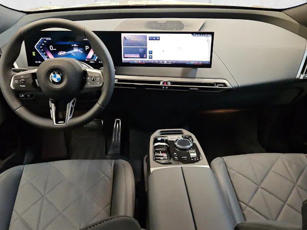 BMW iX xDrive45 M Sport Pro